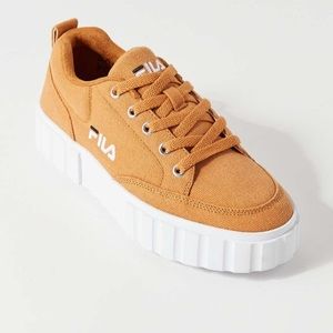 Fila Platform Sneaker